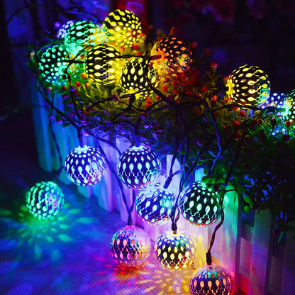 Christmas LED Fairy Light Moroccan Hollow Metal Ball - Battery Powered